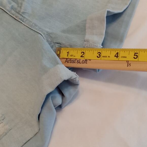 YMI Dream Women's lite washed denim distressed cuffed Large Shorts. FESTIVAL - Picture 8 of 8